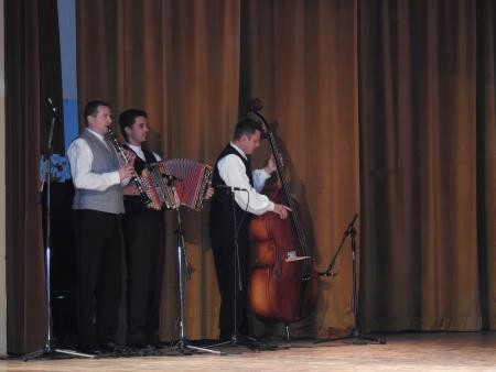 Prlekija pleše in poje, območno srečanje odraslih folklornih skupin 45